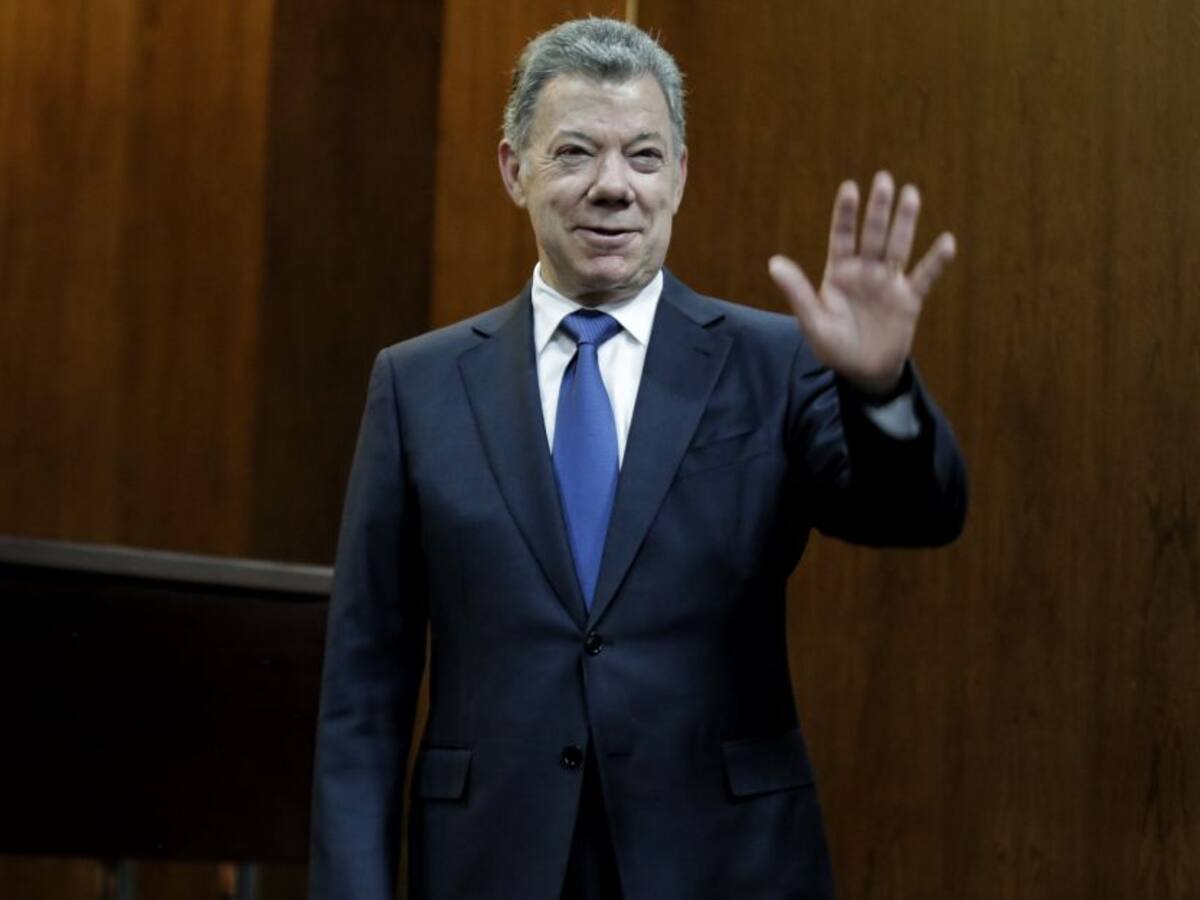 Defensa de Santos desmiente reuniones secretas del expresidente y Odebrecht