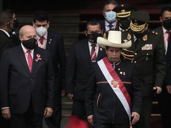 Crisis de gobernabilidad en Perú: peligros de un gobierno mal constituido