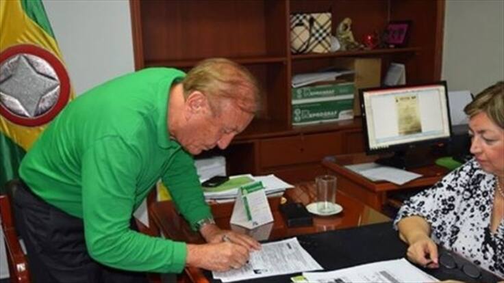 Candidato a la alcaldía dará plata a quien denuncie compra de votos