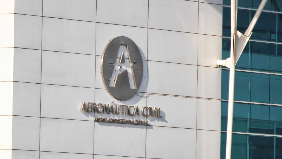 Aeronáutica Civil anuncia pruebas con combustible sintético más caro que el Jet A1