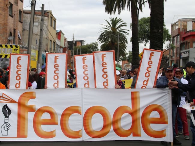 Fecode anuncia paro de 48 horas tras amenazas contra sus directivos