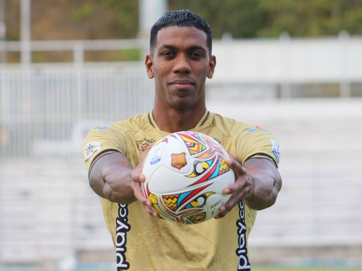 Orlando Berrío y la razón por la que no lo dejaron quedarse en Nacional