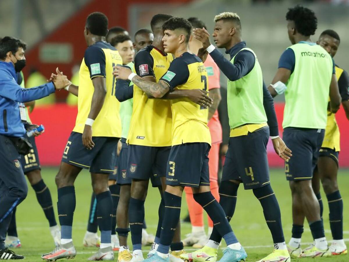 Ecuador se acercó a la clasificación en Lima y dio una mano a Colombia