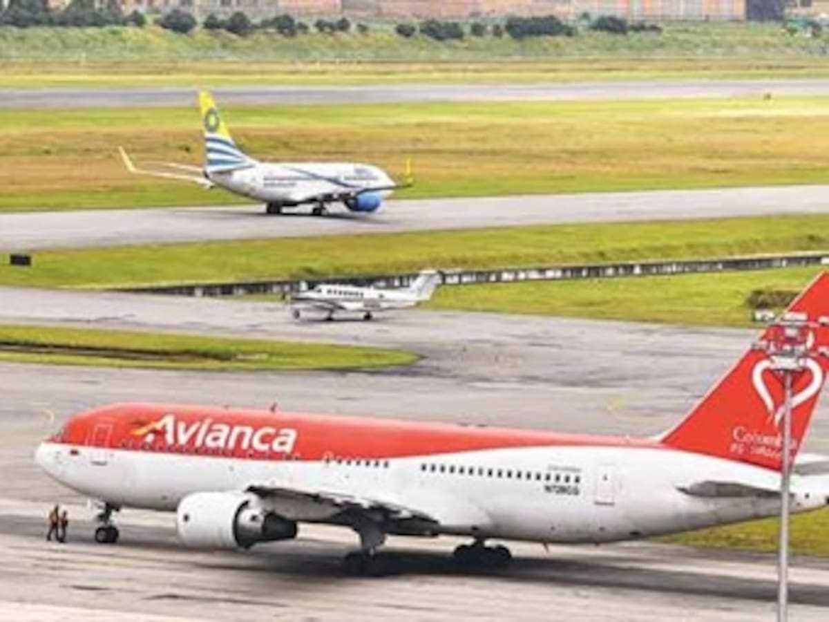 Por arreglos en la pista norte del aeropuerto El Dorado hay rastrazos en los vuelos