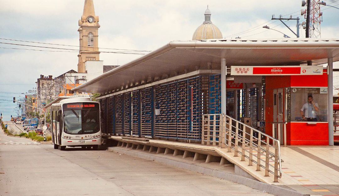 Estación de Transmetro