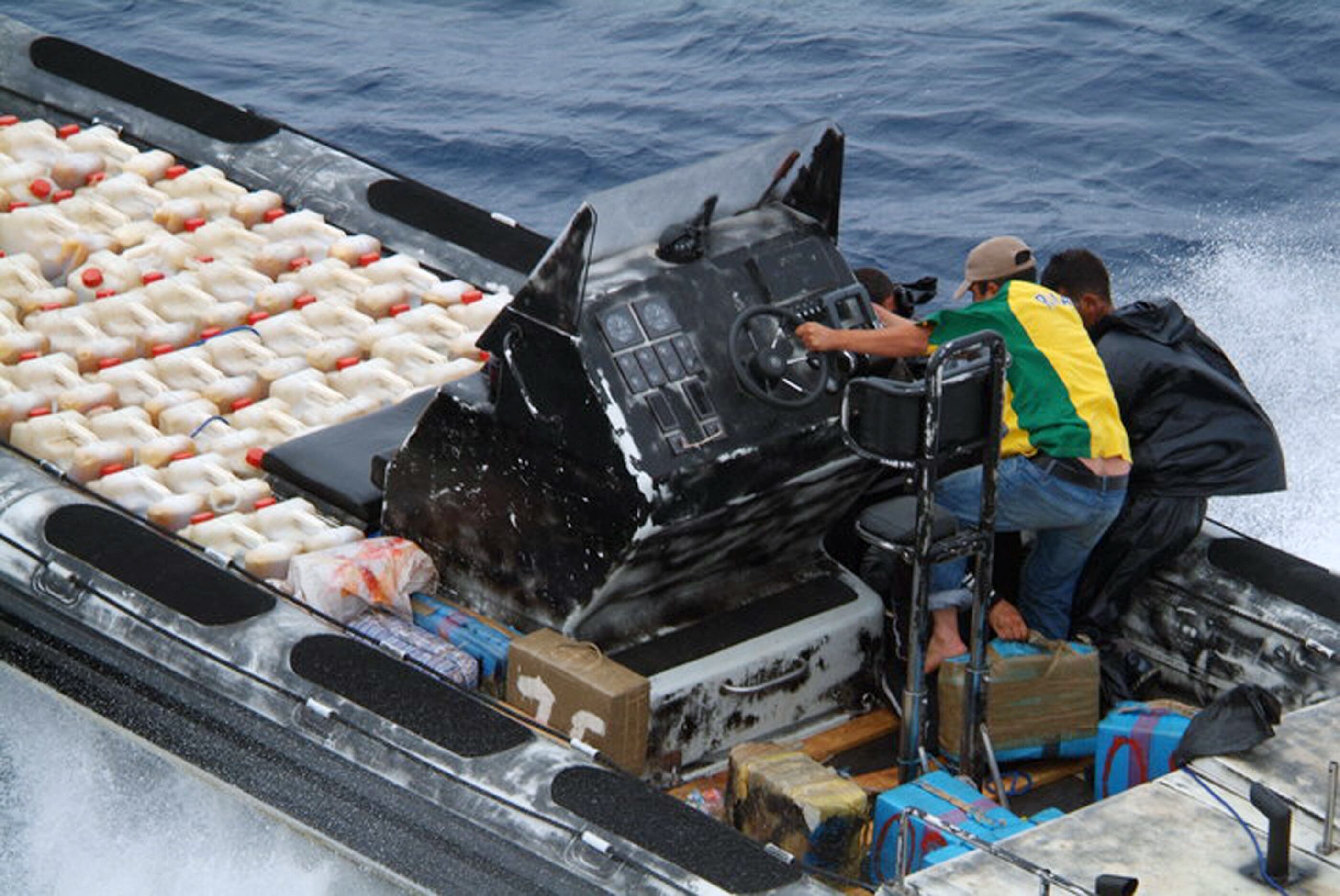 La embarcación que la administración Trump aseguró que transportaba un cargamento de droga, salió de una zona venezolana vinculada al narcotráfico.
(Foto: MARINE NATIONALE / AFP)