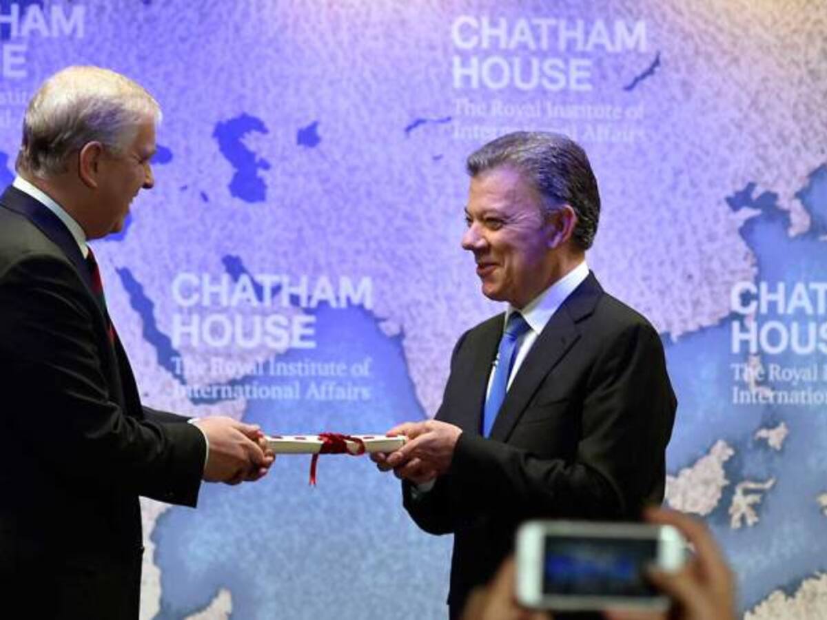 Santos defiende la participación en política de las Farc