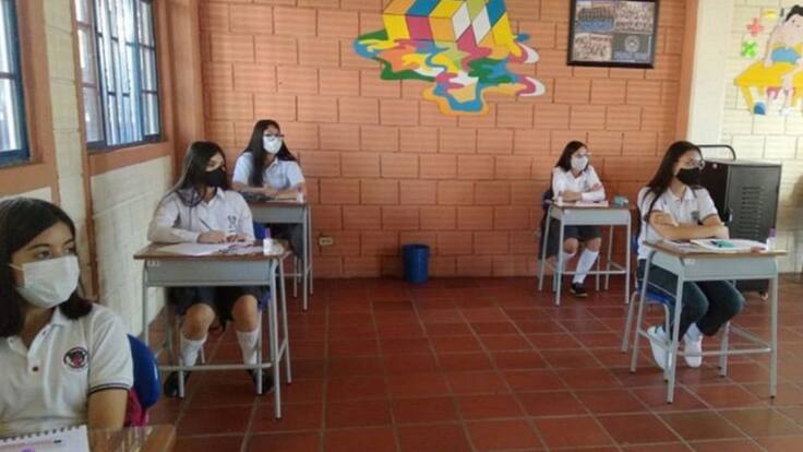 Informe Colegios Presencialidad