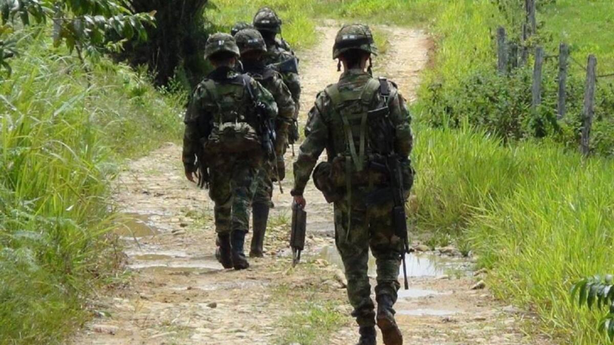 Disidencias de ‘Iván Mordisco’ responsabilizan al Ejército por muerte de menor en Huila