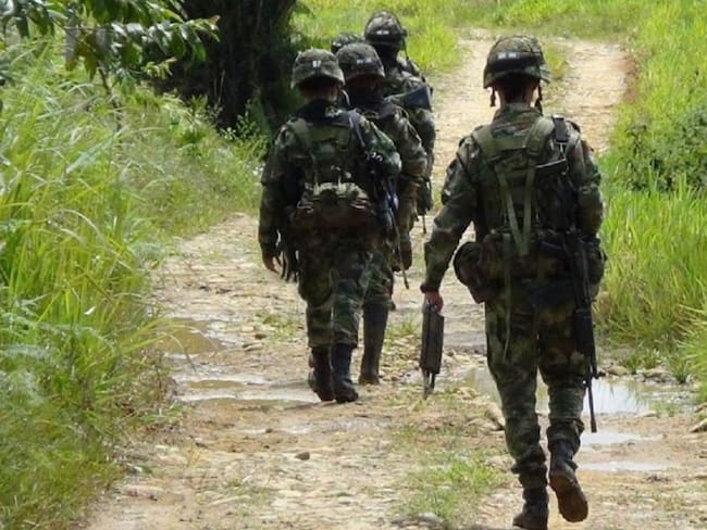 Disidencias de ‘Iván Mordisco’ responsabilizan al Ejército por muerte de menor en Huila