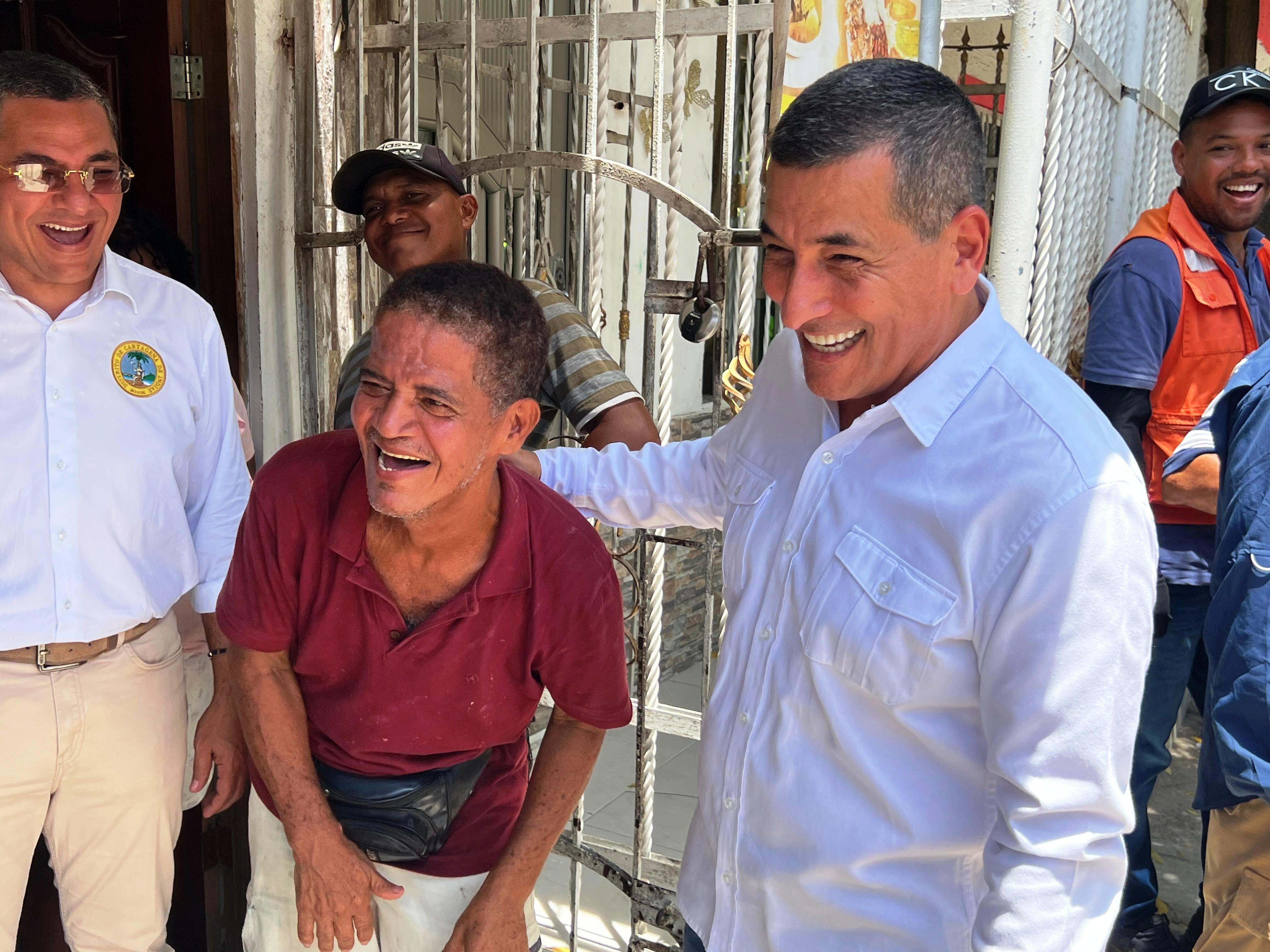 Alcalde Dumek Turbay visitó al señor atacado por ‘pagadiarios’, en El Pozón