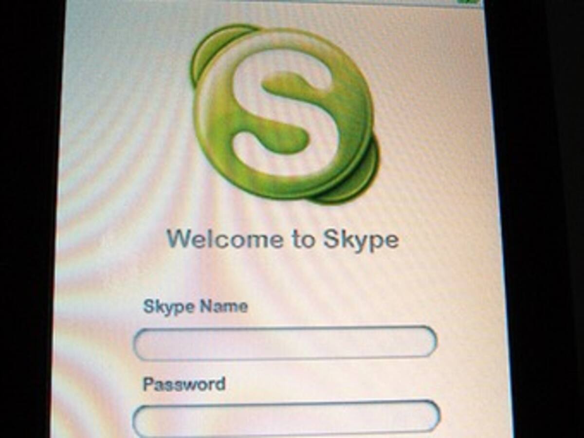 Skype llega al iPhone de Apple y en mayo a la BlackBerry