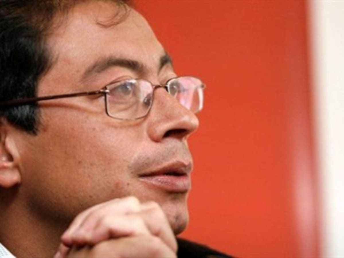 Niegan que contratación de Petro se parezca a la de Samuel Moreno
