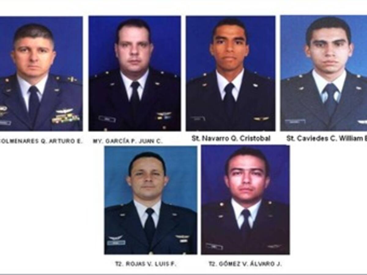 Santos expresa condolencias a familiares de uniformados muertos en accidente aéreo