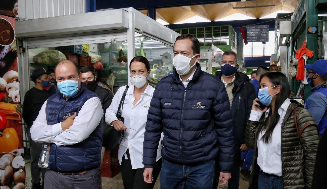 Multan a tiendas Olímpica