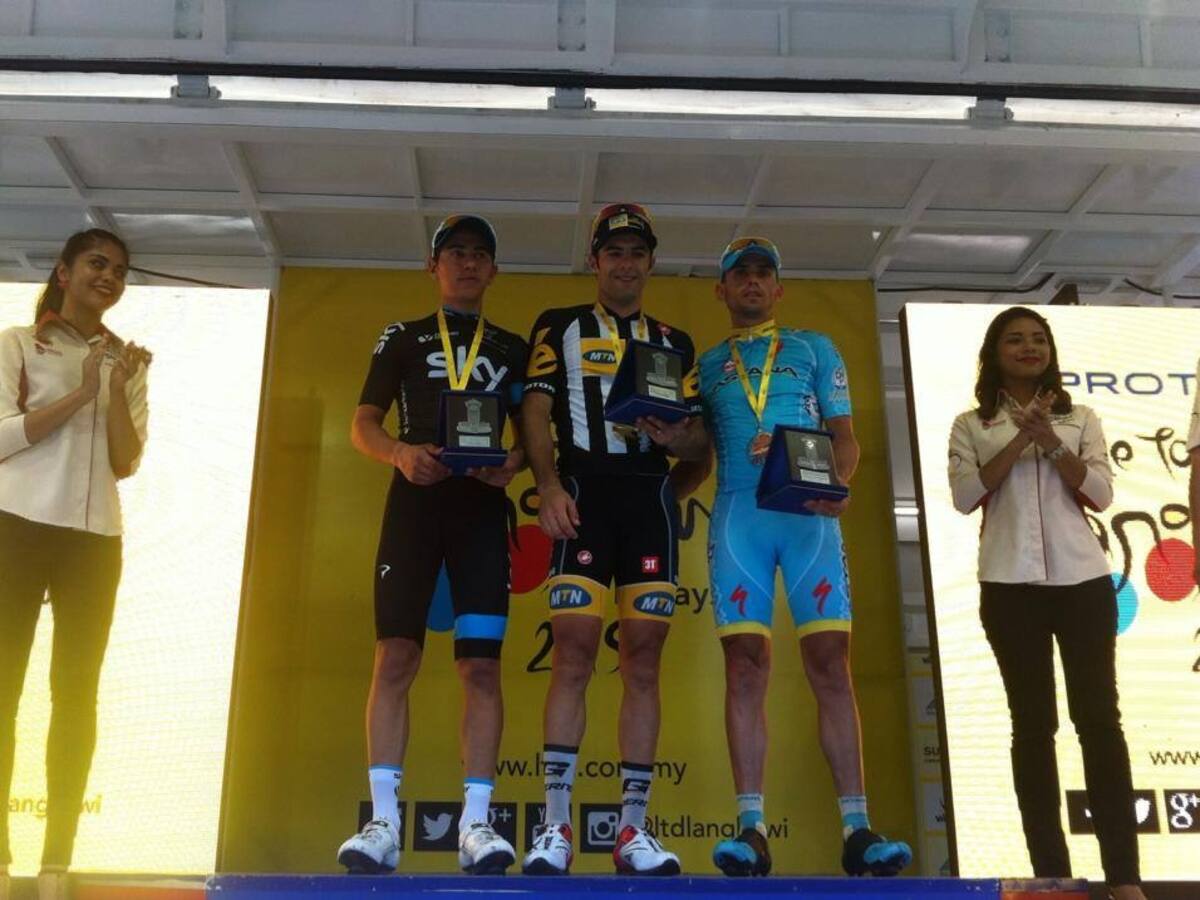 Sebastián Henao, en el podio del Tour de Langkawi