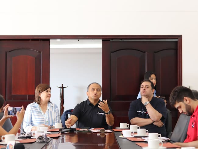 Martha Ayala, directora Sena Tolima y Brian Bulla, presidente ejecutivo de la Cámara de Comercio de Ibagué