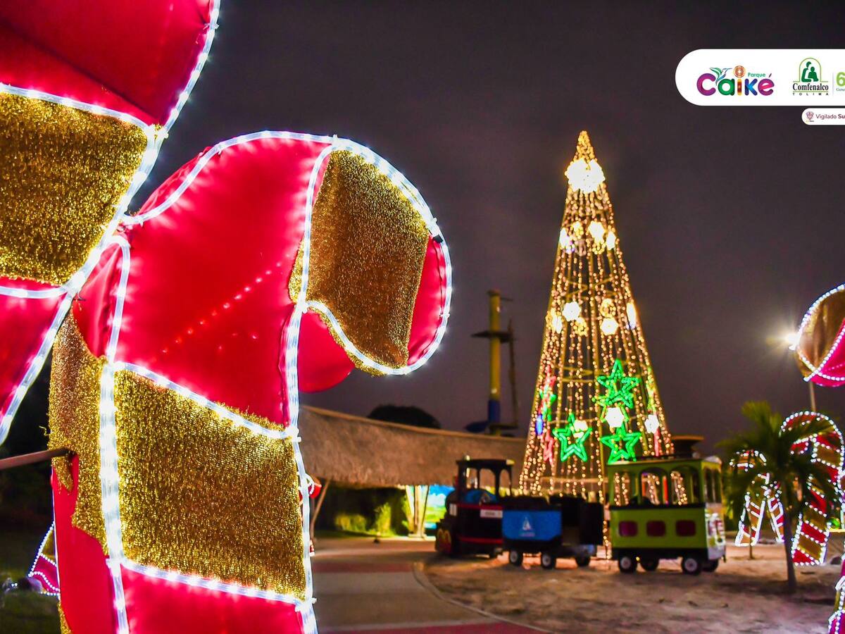 Luces y pista de hielo en Navidad Mágica en el parque Caiké de Ibagué