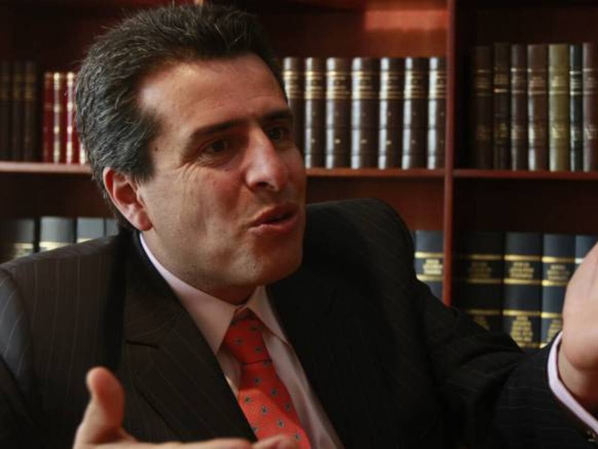 Presidente del Congreso dice que no le “aterran” disidencias de las Farc