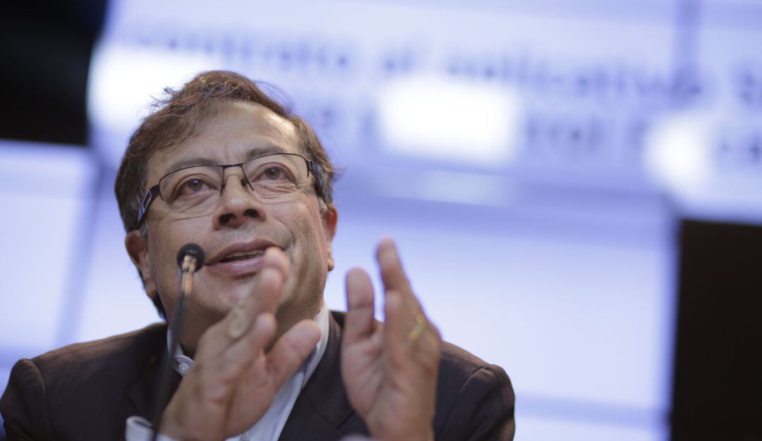 El lider de la Colombia Humana se reunió con el segundo vicepresidente de España, Pablo Iglesias.