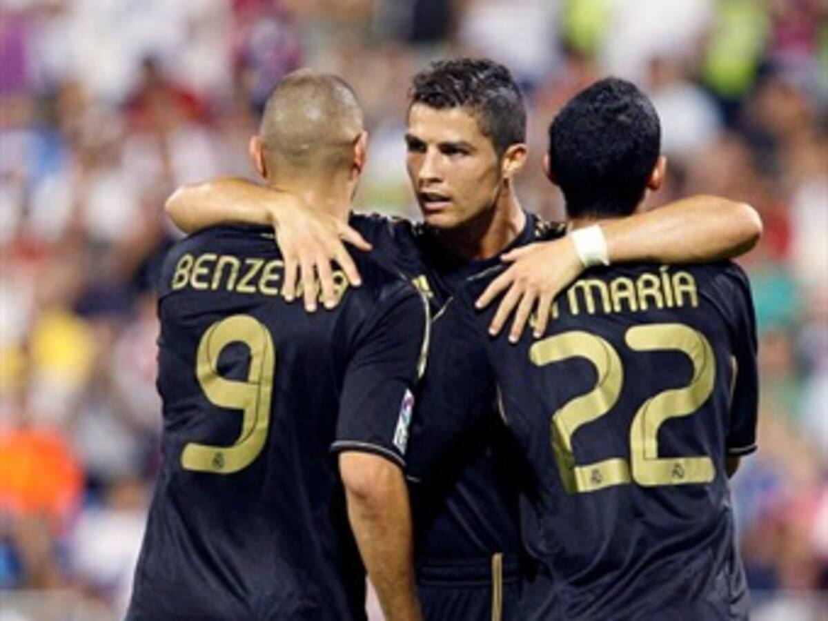 Real Madrid goleó 6-0 al Zaragoza en el inicio de la Liga Española