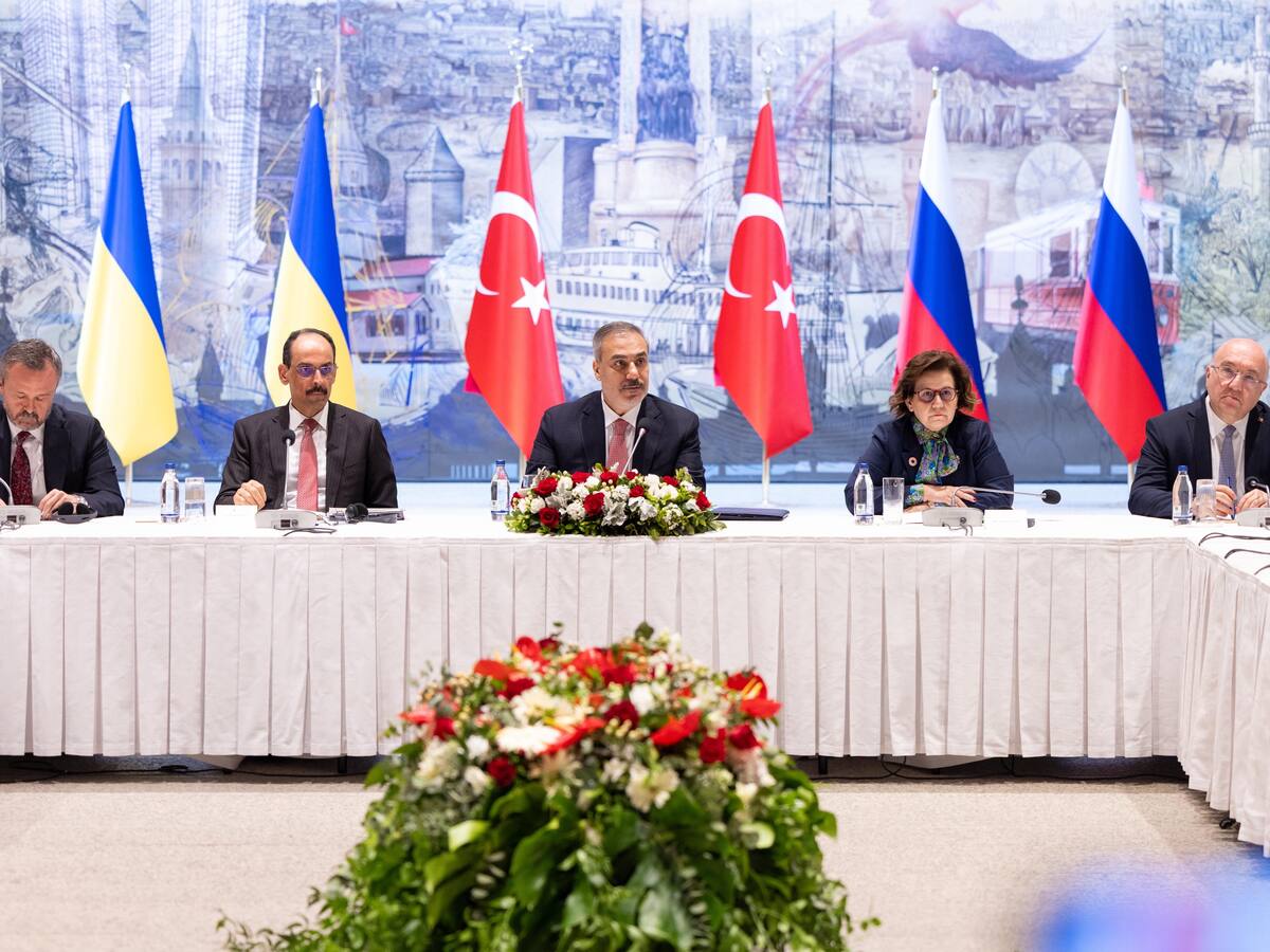 Rusia negocia con Ucrania: primer encuentro en Turquía enmarcado por pesimismo