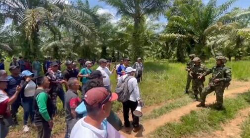 Comunidad de zona rural de Tibú pide retiro del Ejército Nacional. Foto: Tomada de video publicado en redes sociales.