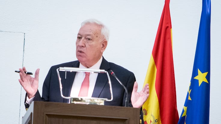Comunidad internacional debe intervenir de inmediato: excanciller de España