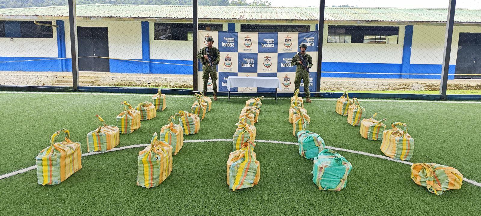 Cocaína incautada al Clan del Golfo- foto Fuerza Aeroespacial Colombiana