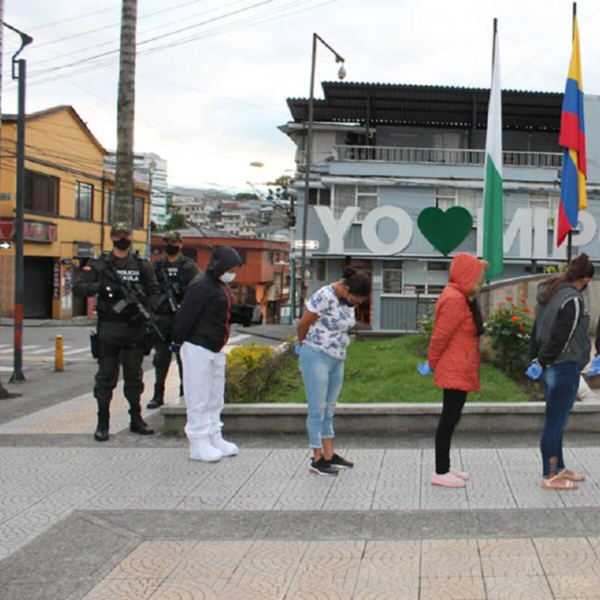 Detenidas 6 mujeres por supuesta extorsión al occidente de Caldas