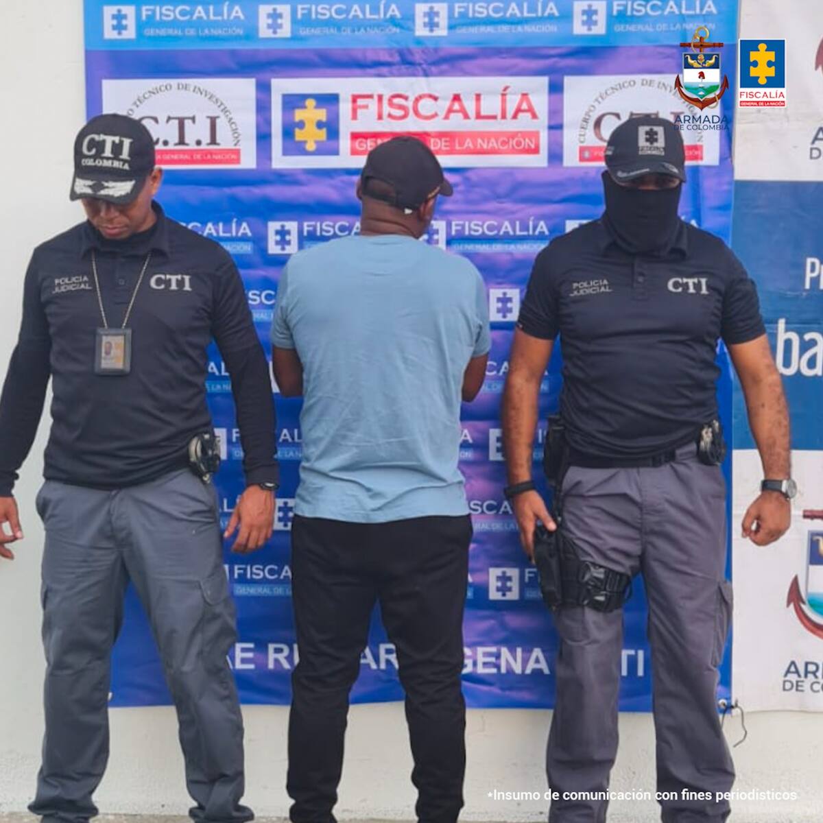 Capturan a exfuncionario de la Armada, que facilitaba envío de coca a EEUU
