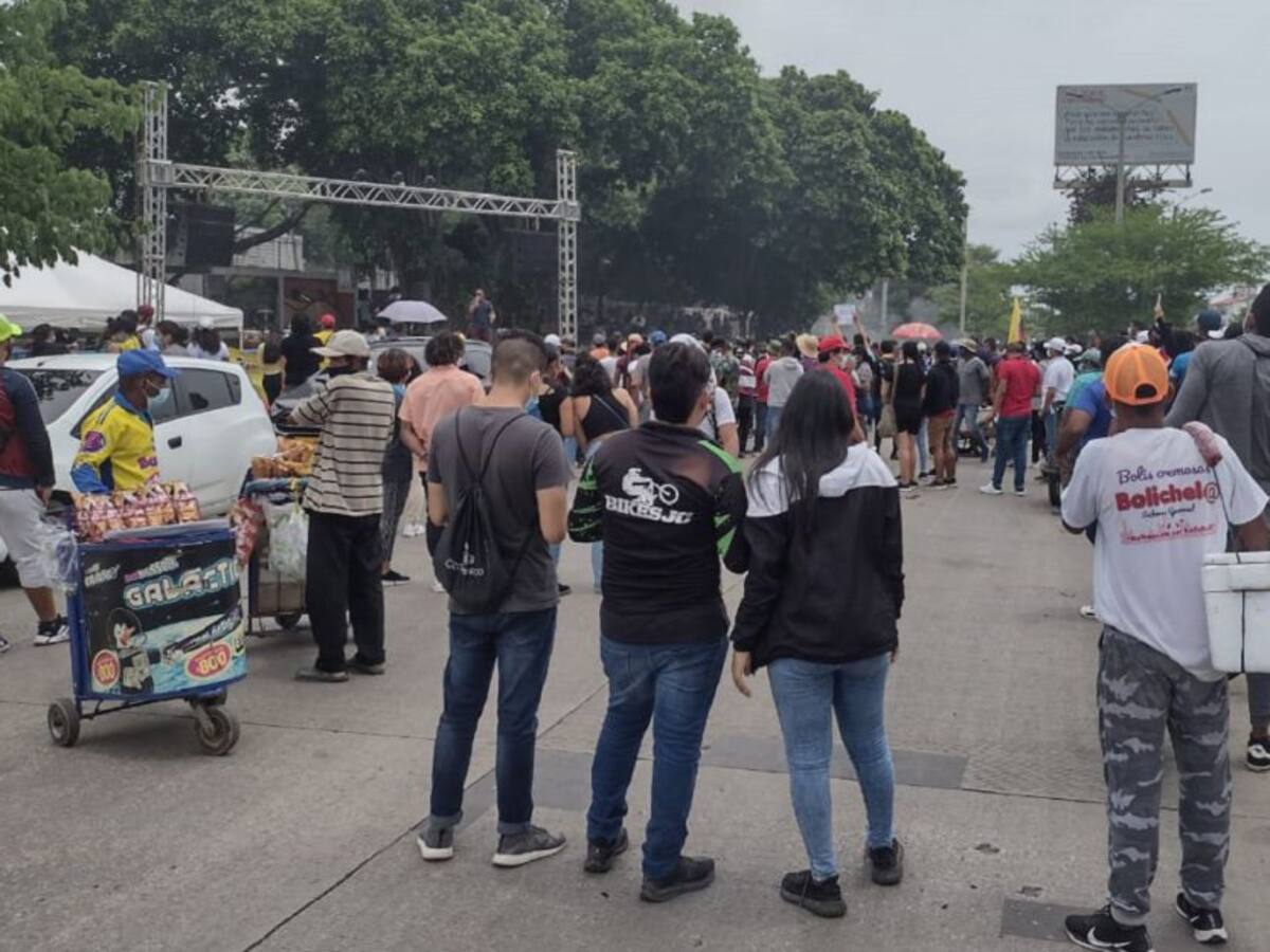 Jóvenes se concentraron con un concierto en el INEM