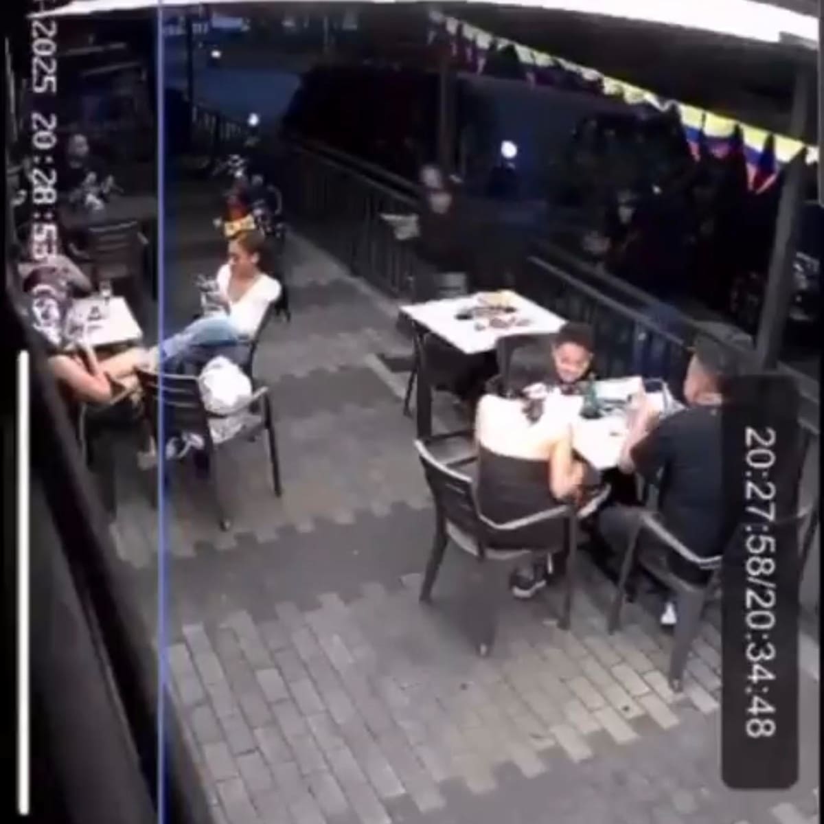 Atraco en restaurante de Medellín dejó un muerto y al exjugador de Nacional, Elkin Blanco, herido