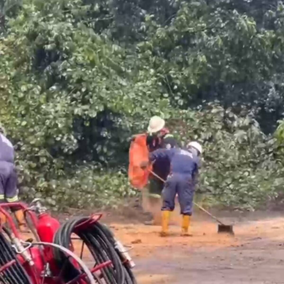 Reubican a 15 familias de Barrancabermeja tras derrame de crudo en pozo petrolero