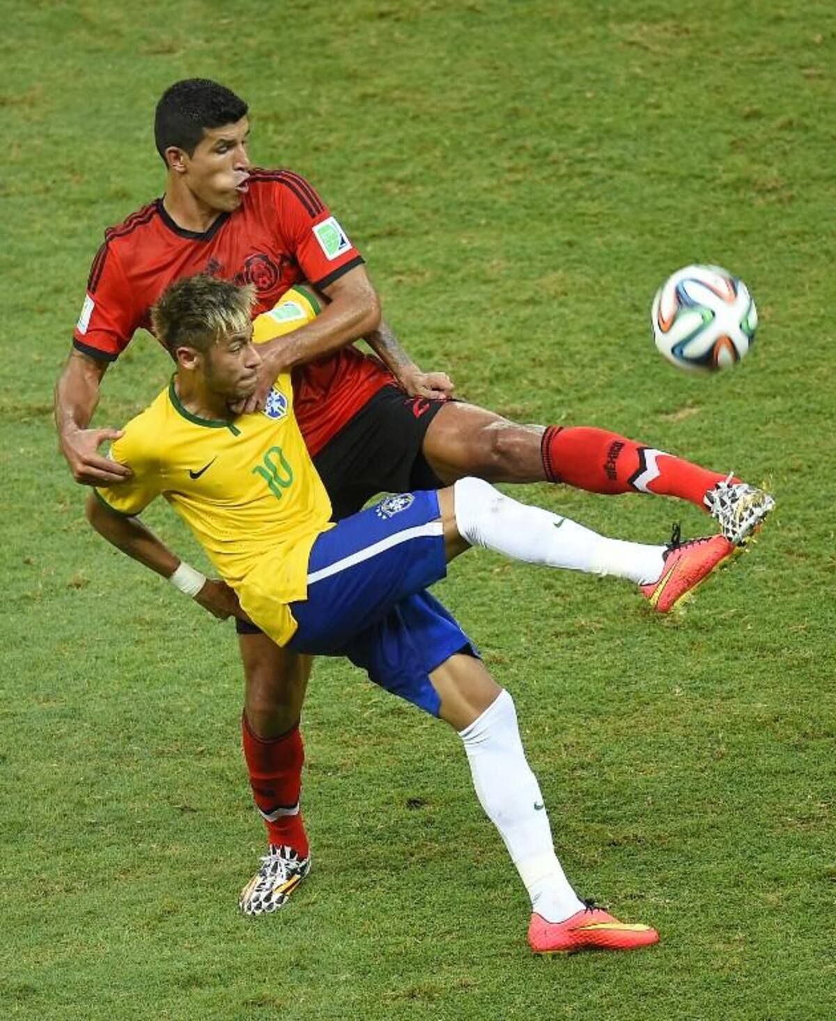 Empatado sin goles terminó el partido que se disputó en el estadio Castelao de Fortaleza.