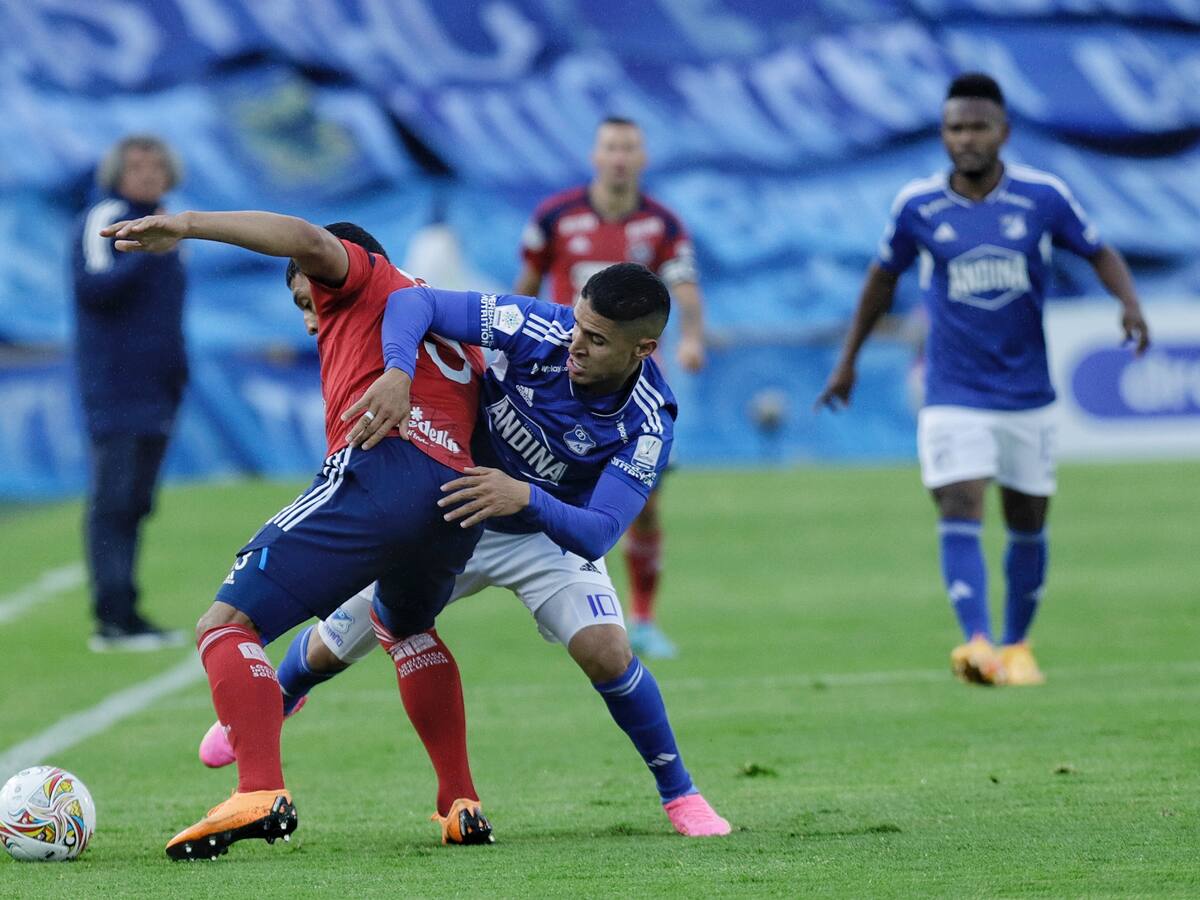 Liga colombiana tendrá partidos a las 8:50PM