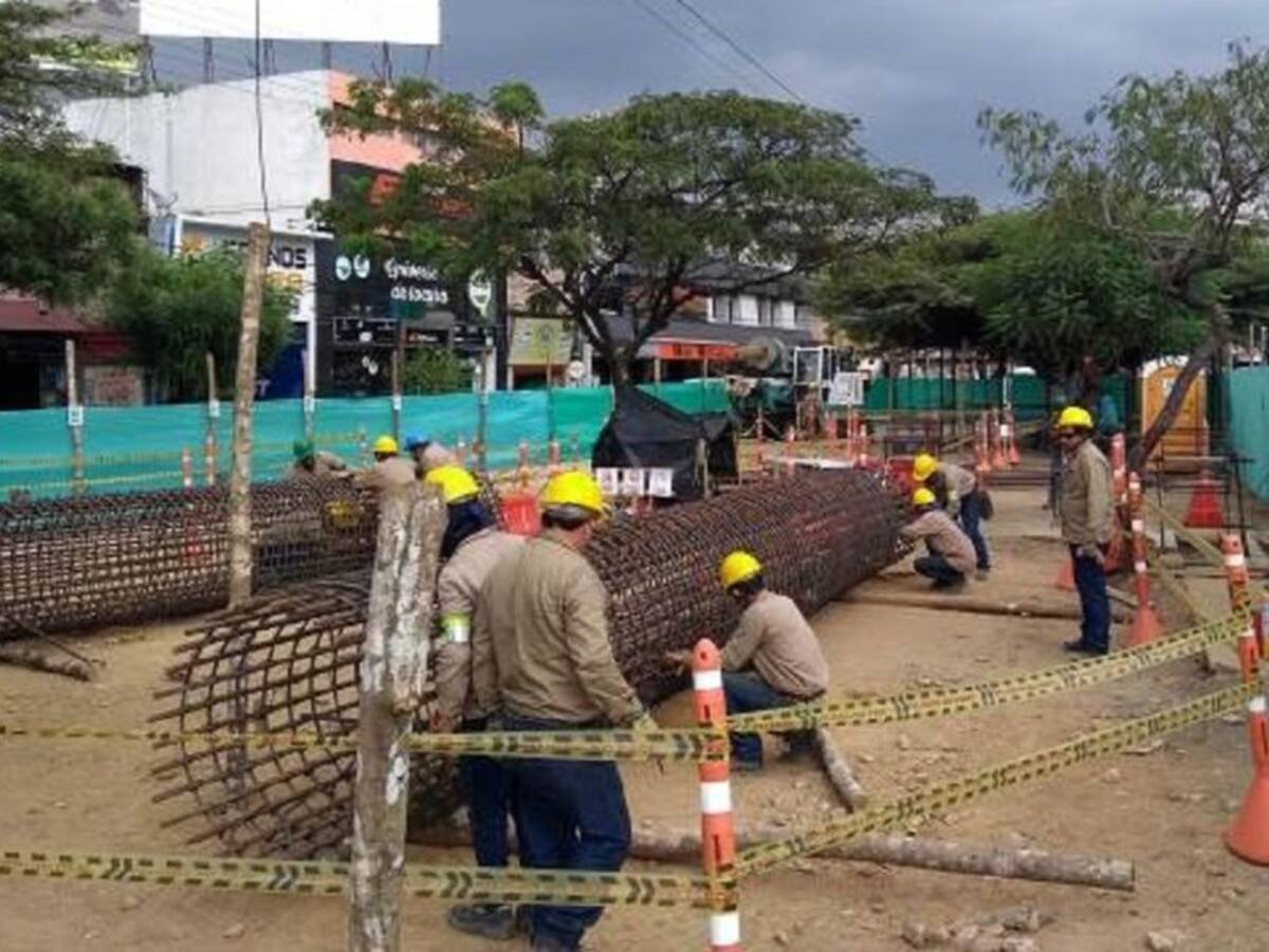 Gobierno local se compromete a culminar megaobras del alcalde saliente