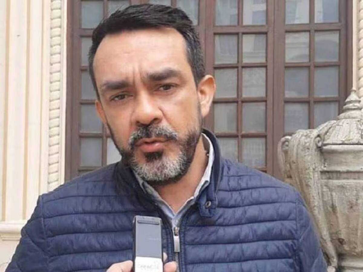 Expreso solidaridad y respeto a la familia, por muerte de Mario Castaño: diputado Aguirre