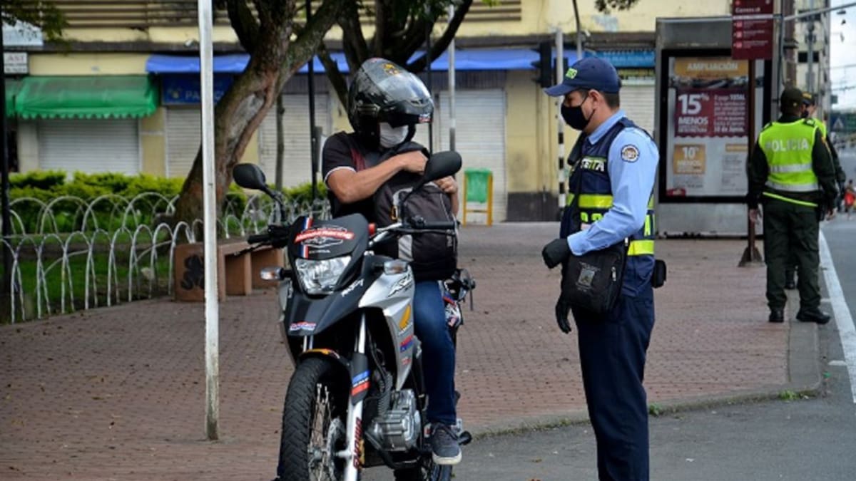 Un grupo de concejales piden modificar decreto sobre el parrillero en moto