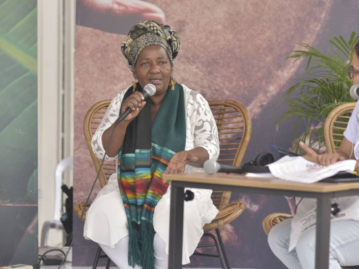 La maestra Lucia Solis