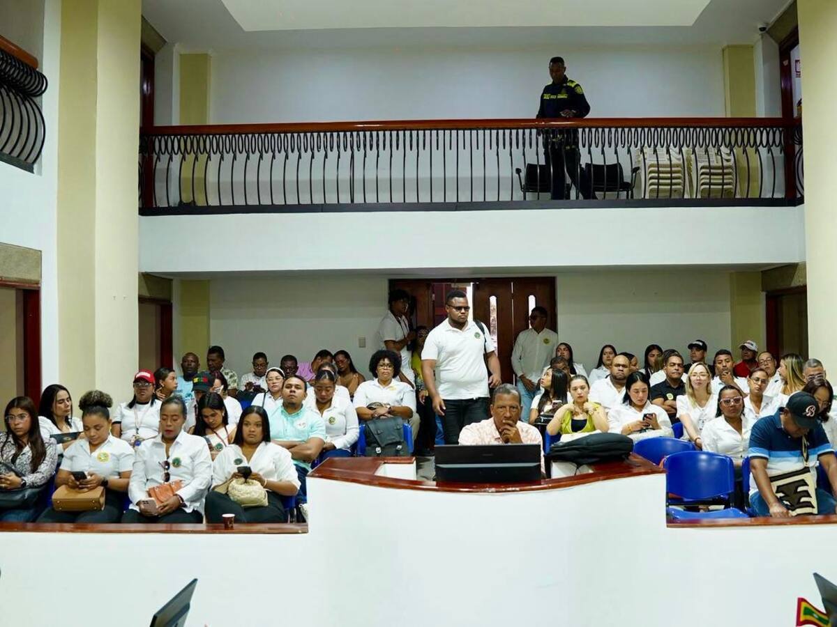 PES y Escuela de Gobierno rindieron cuentas ante el Concejo por su gestión y presupuesto