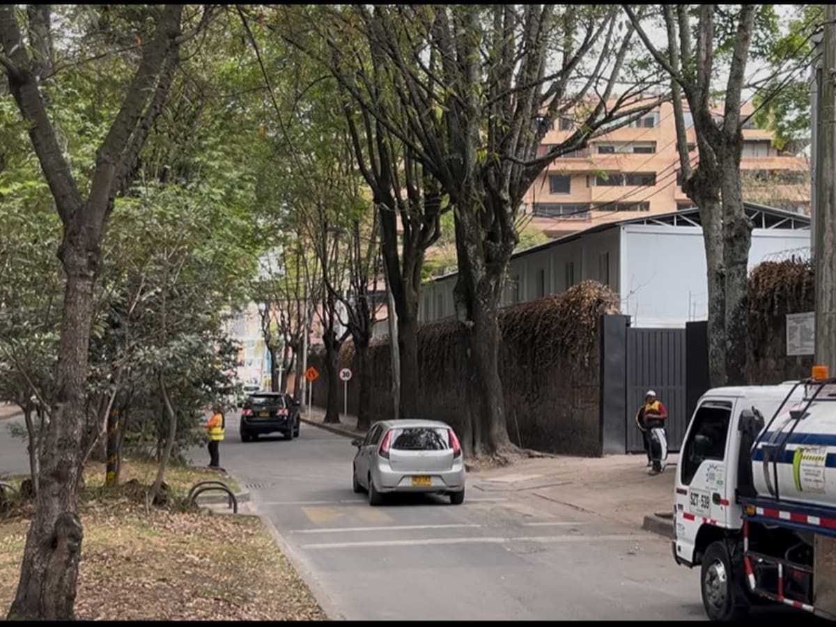 Vecinos denuncian bloqueos, ruido y riesgos por obras cerca de la futura Embajada de China en Bogotá