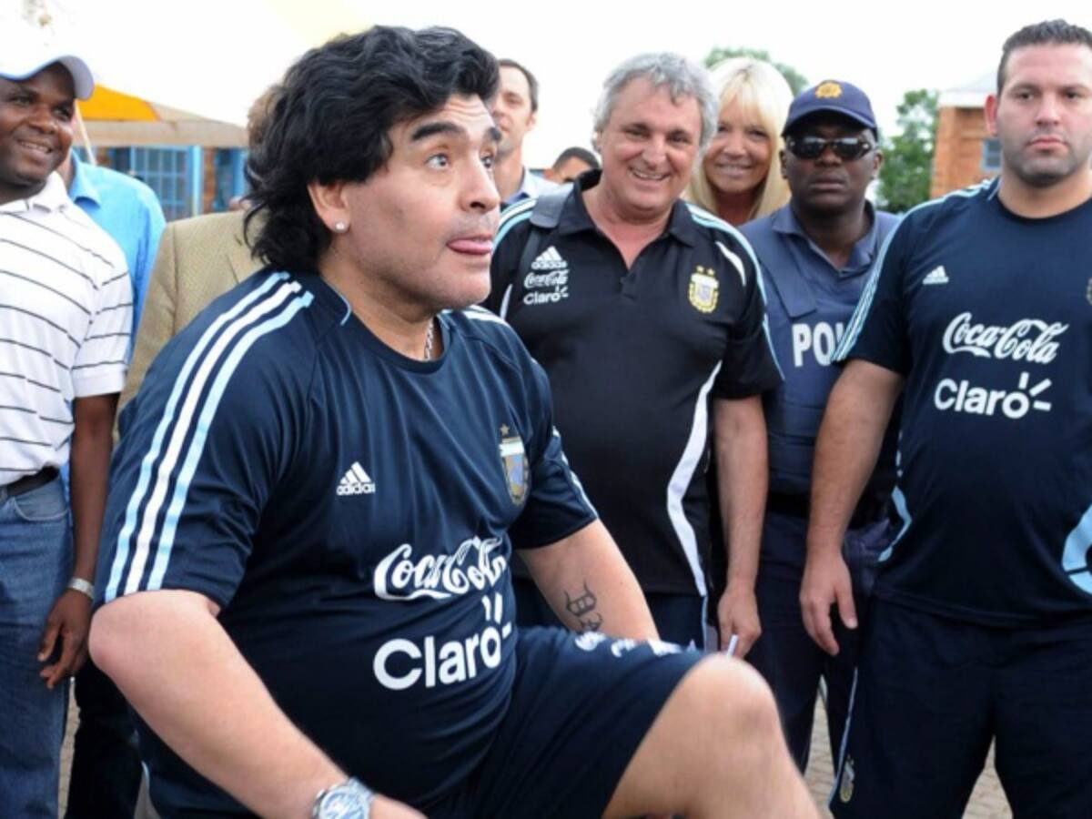Maradona: "Me jode que no me consideren como candidato a DT de Argentina"