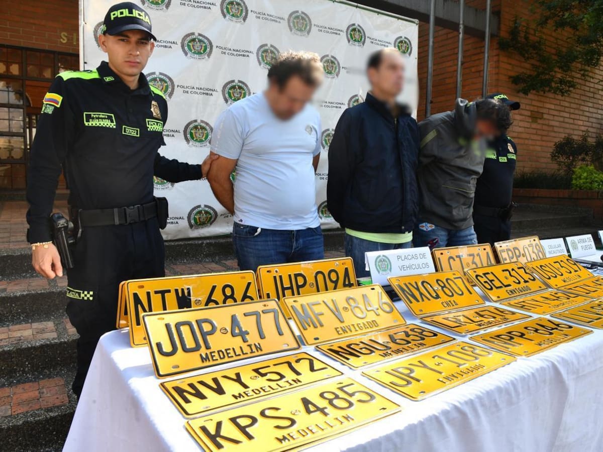 Capturaron a tres presuntos ladrones de vehículos de alta gama en Medellín