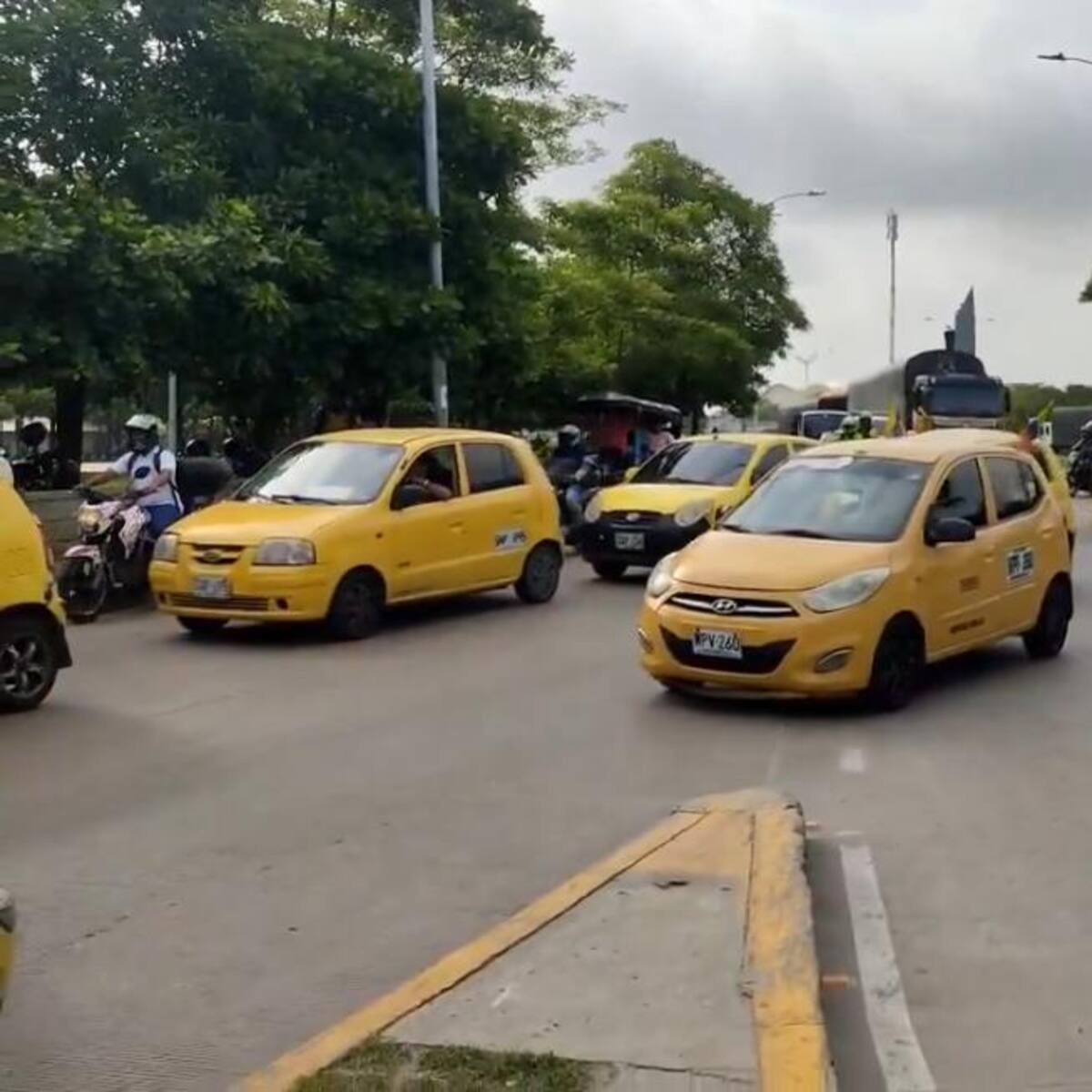 Distrito extiende el pico y placa para taxis hasta diciembre del 2025