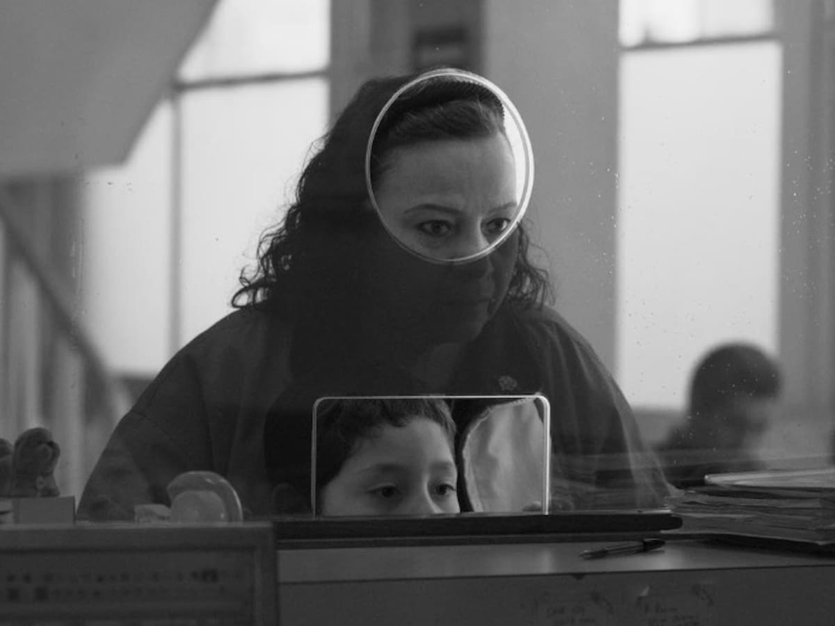 ‘Moscas’, una historia sobre el dolor y los vínculos emocionales