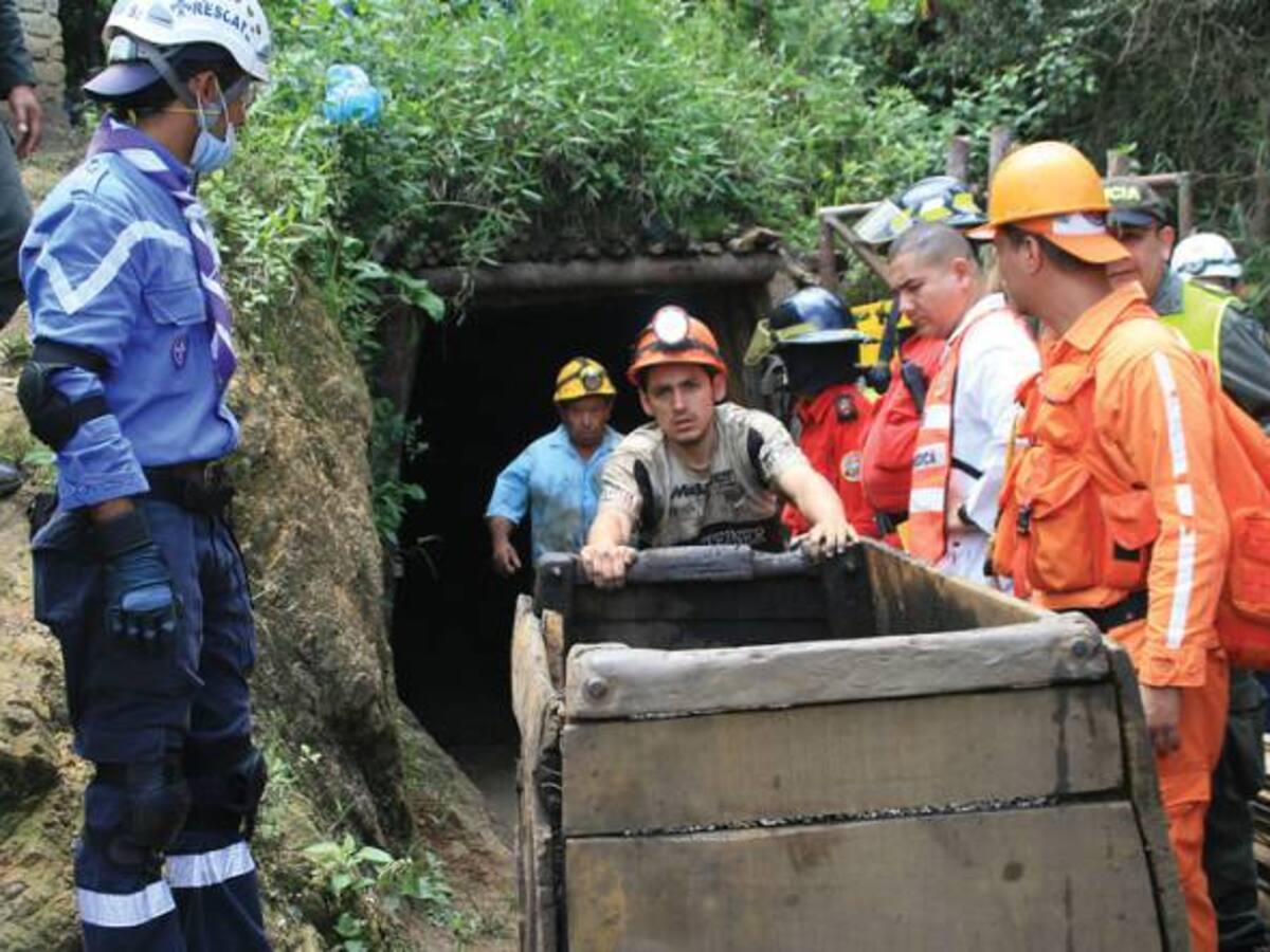 Congreso pide que haya licencia social para proyectos minero energéticos