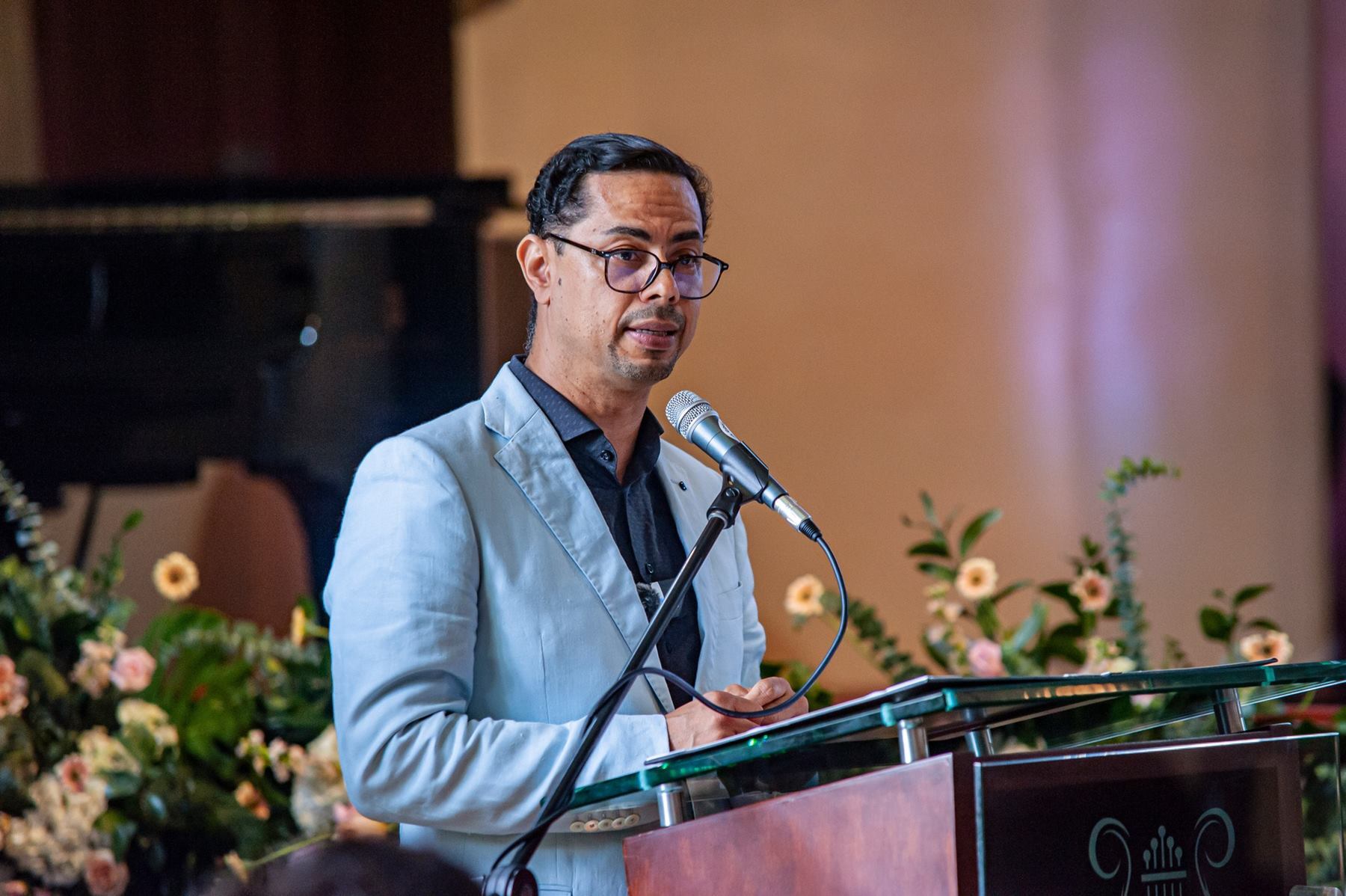 James Fernández, rector del Conservatorio del Tolima