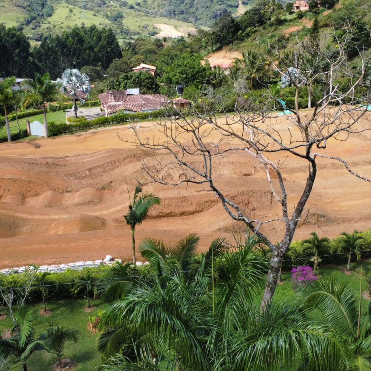 Habitantes de Barbosa se quejan por una pista de motocrós que los tiene afectados