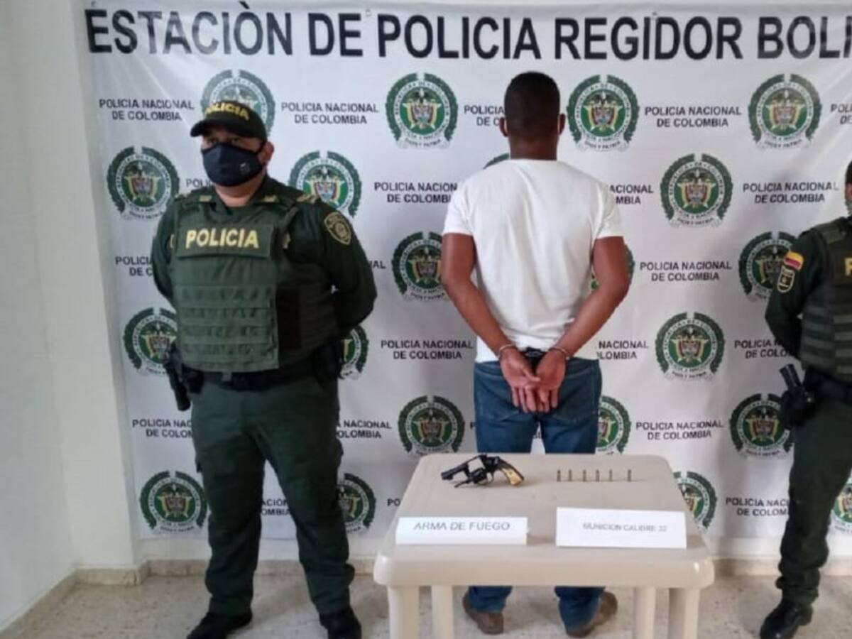 Detienen a hombre que intimidaba a personas con un arma de fuego en Bolívar